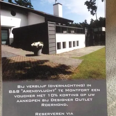 Arendvlucht Montfort Bed & Breakfast 2*