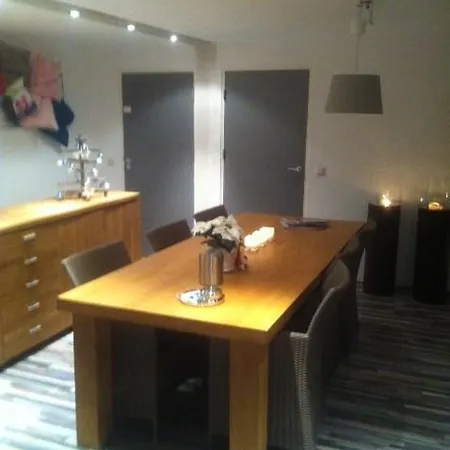 Bed & Breakfast Arendvlucht Montfort