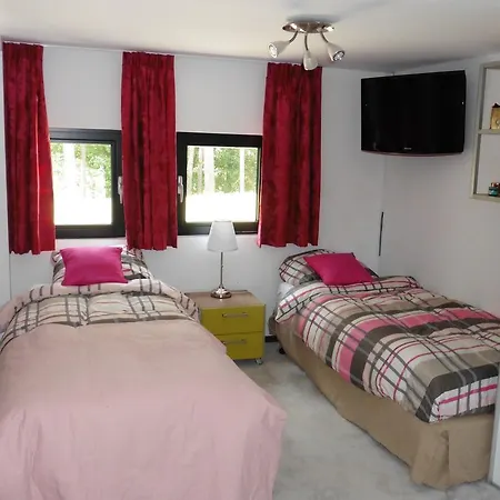 Arendvlucht Montfort Bed & Breakfast