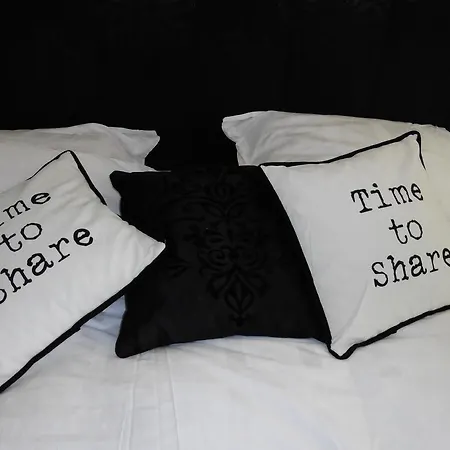 Bed & Breakfast Arendvlucht Montfort 2*