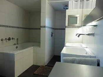 Arendvlucht Montfort Bed & Breakfast 2*