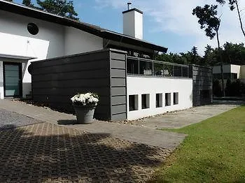 Bed & Breakfast Arendvlucht Montfort 2*